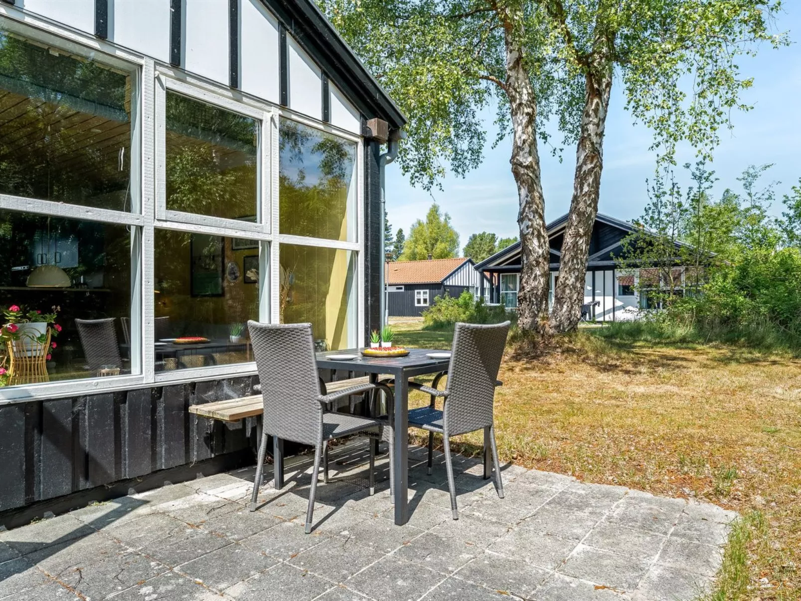 "Elenor" - 300m from the sea - Buiten