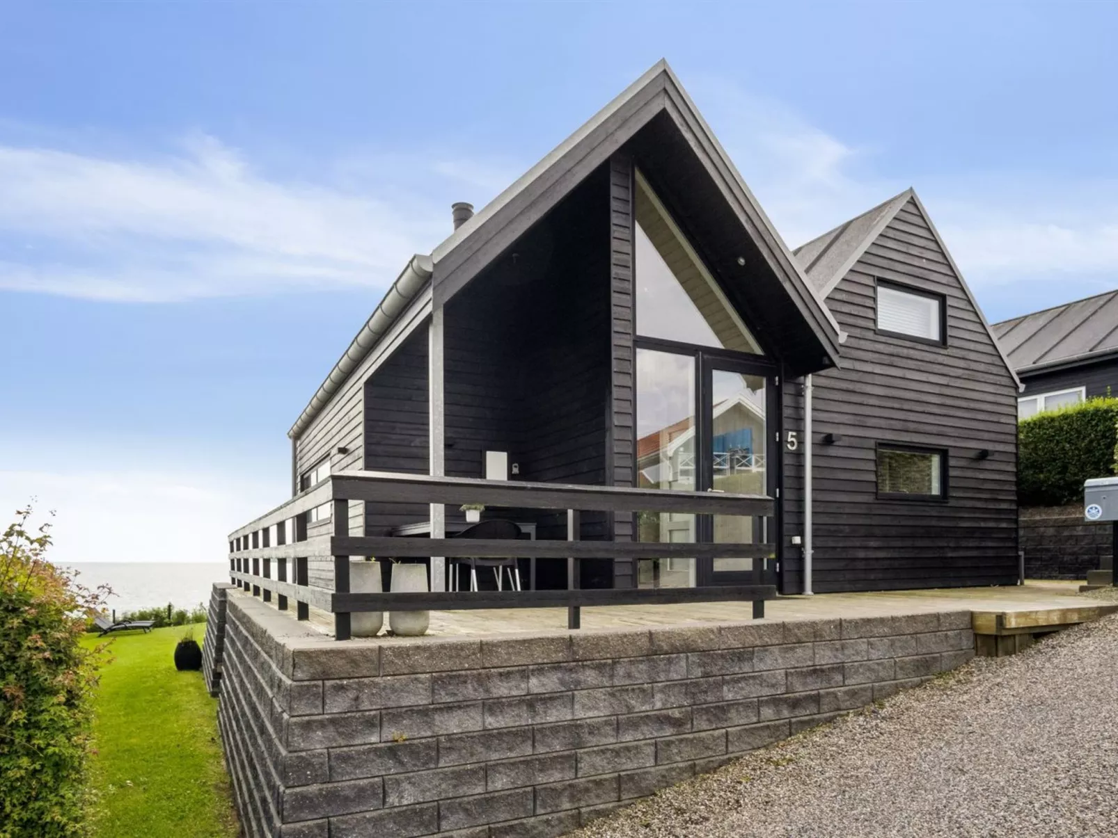 "Reinhard" - 50m from the sea - Buiten