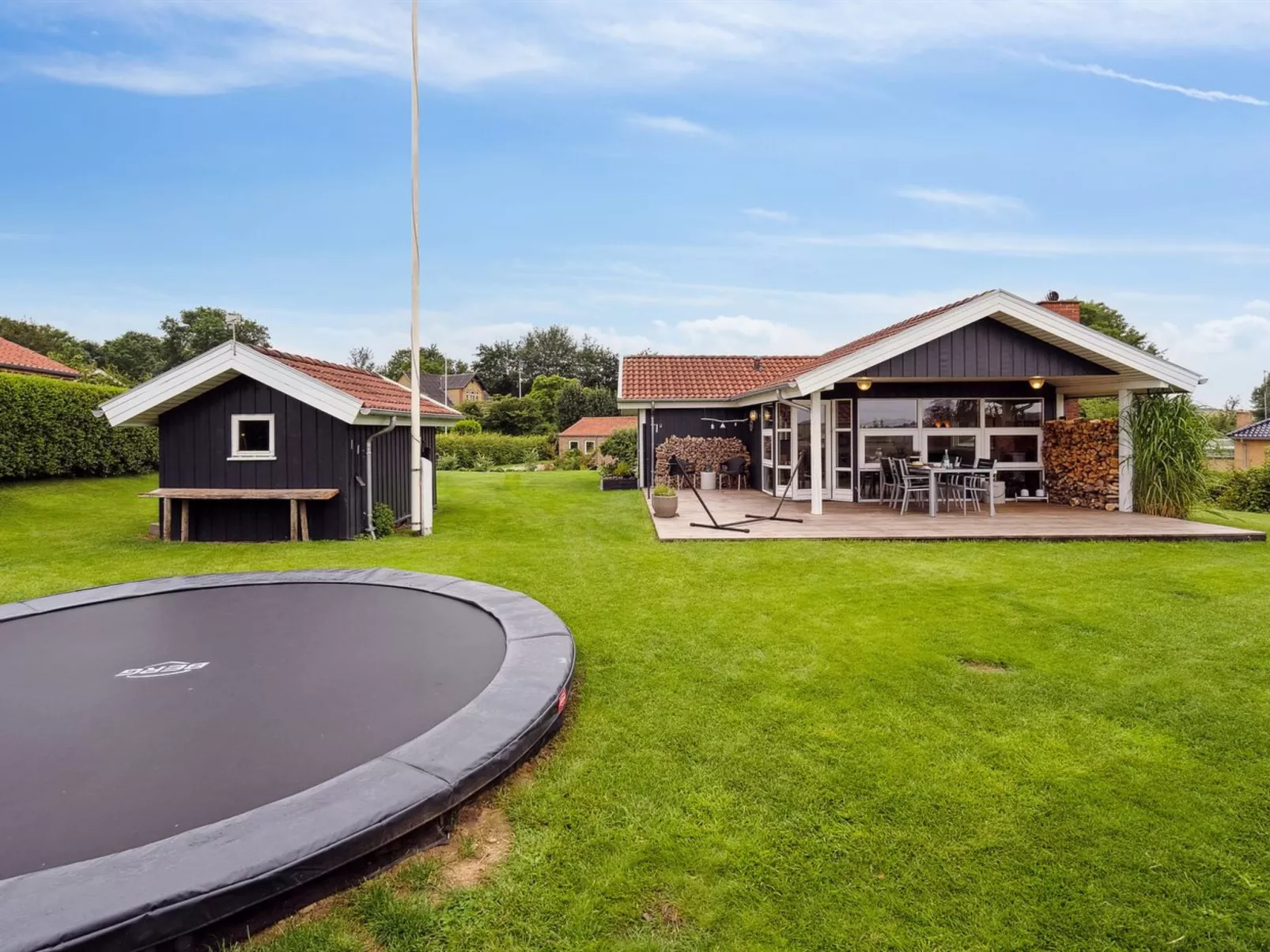 "Hjalmsvider" - 300m from the sea - Buiten