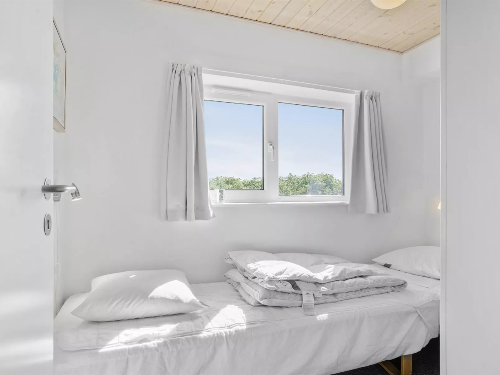 "Heraldina" - 700m from the sea - Binnen