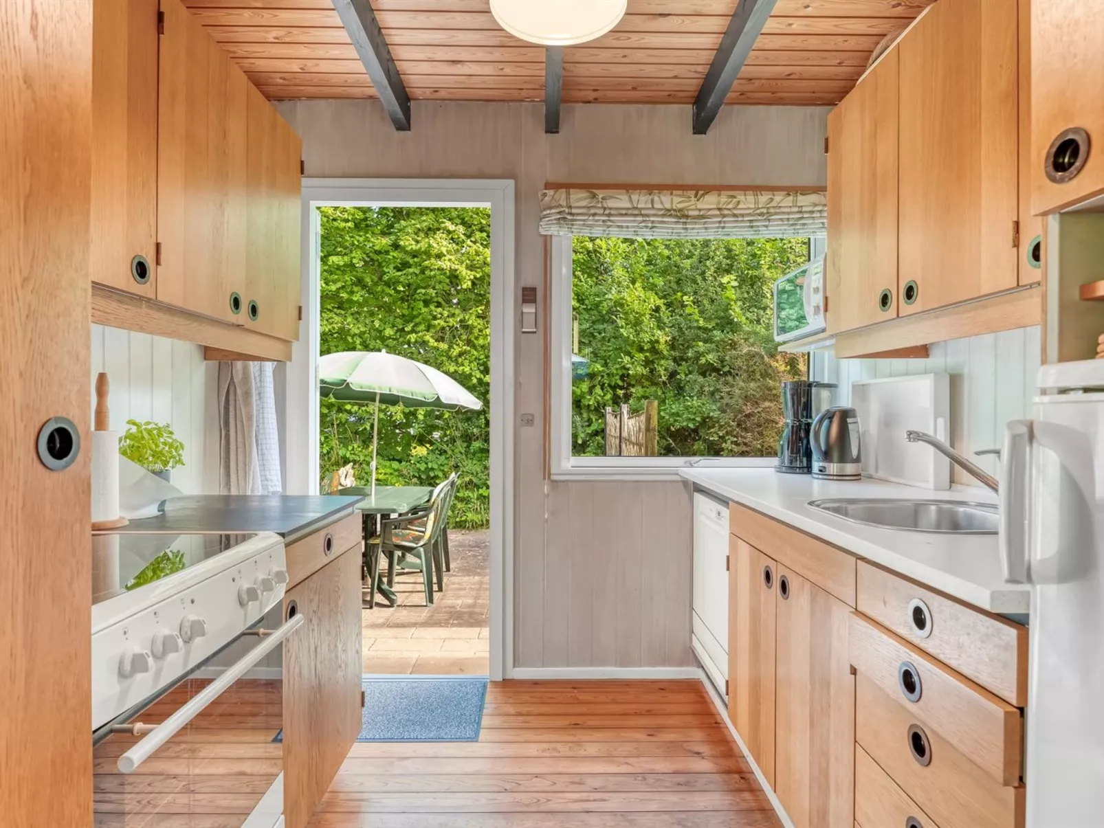 "Elkea" - 150m from the sea - Binnen