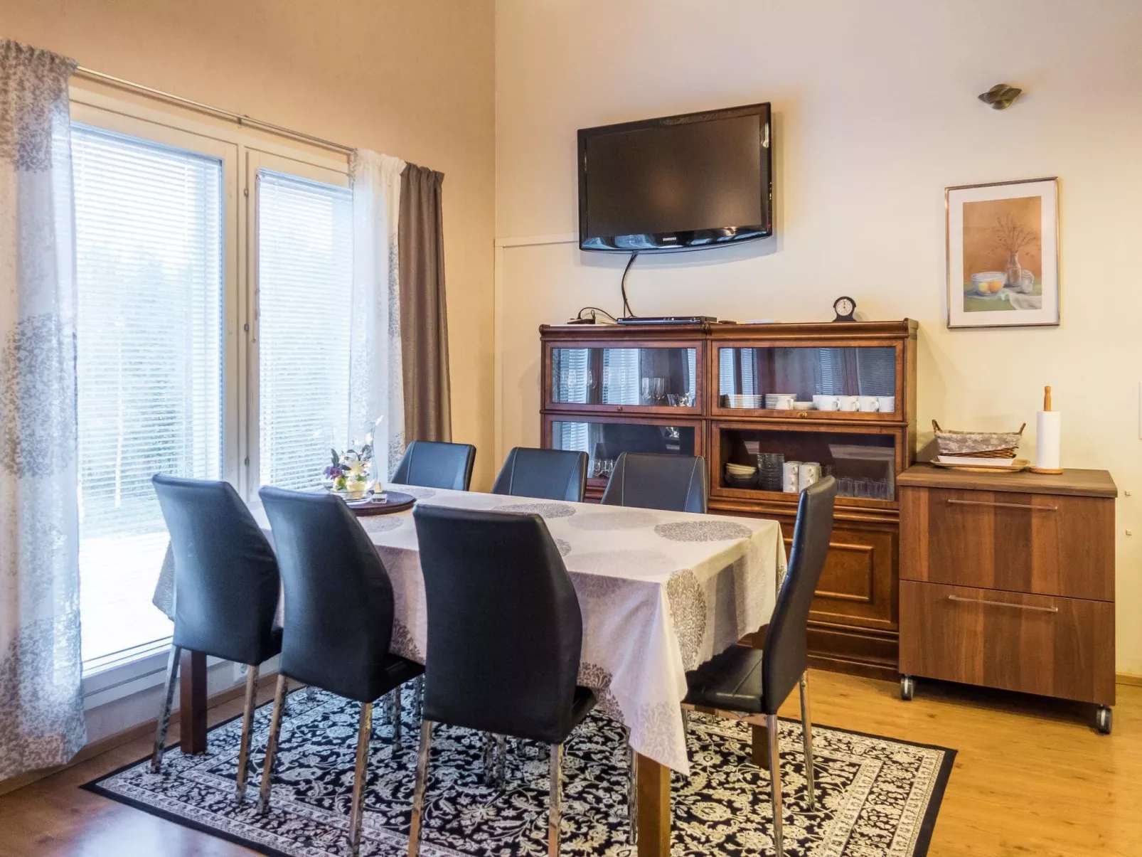 Vuokatin tähti - Binnen