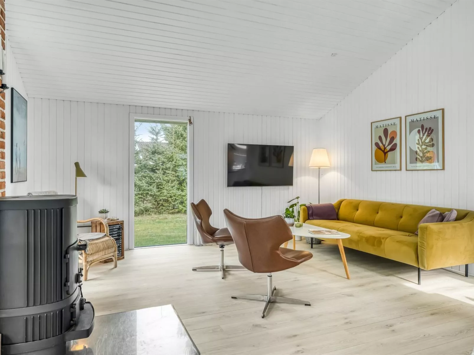 "Annamie" - 1.8km from the sea - Binnen