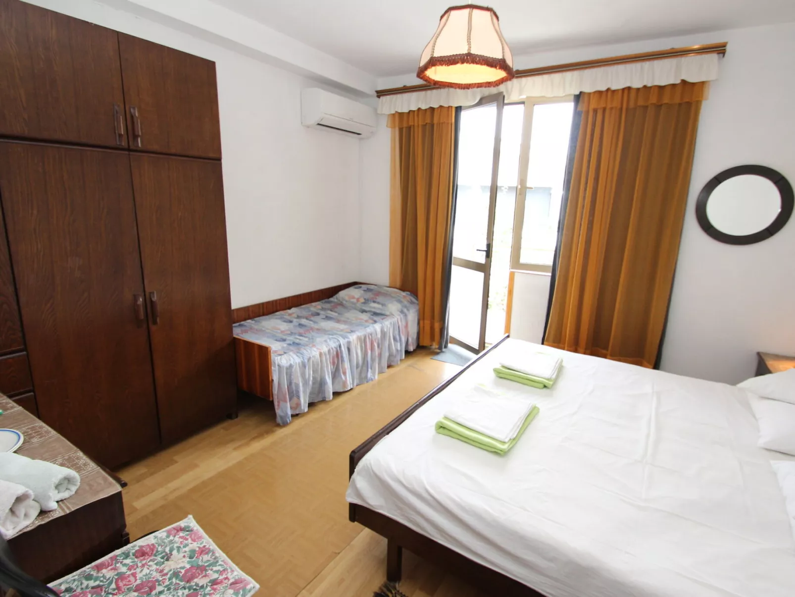 Vintage Guest Room Liva / HR-11059-06 - Binnen