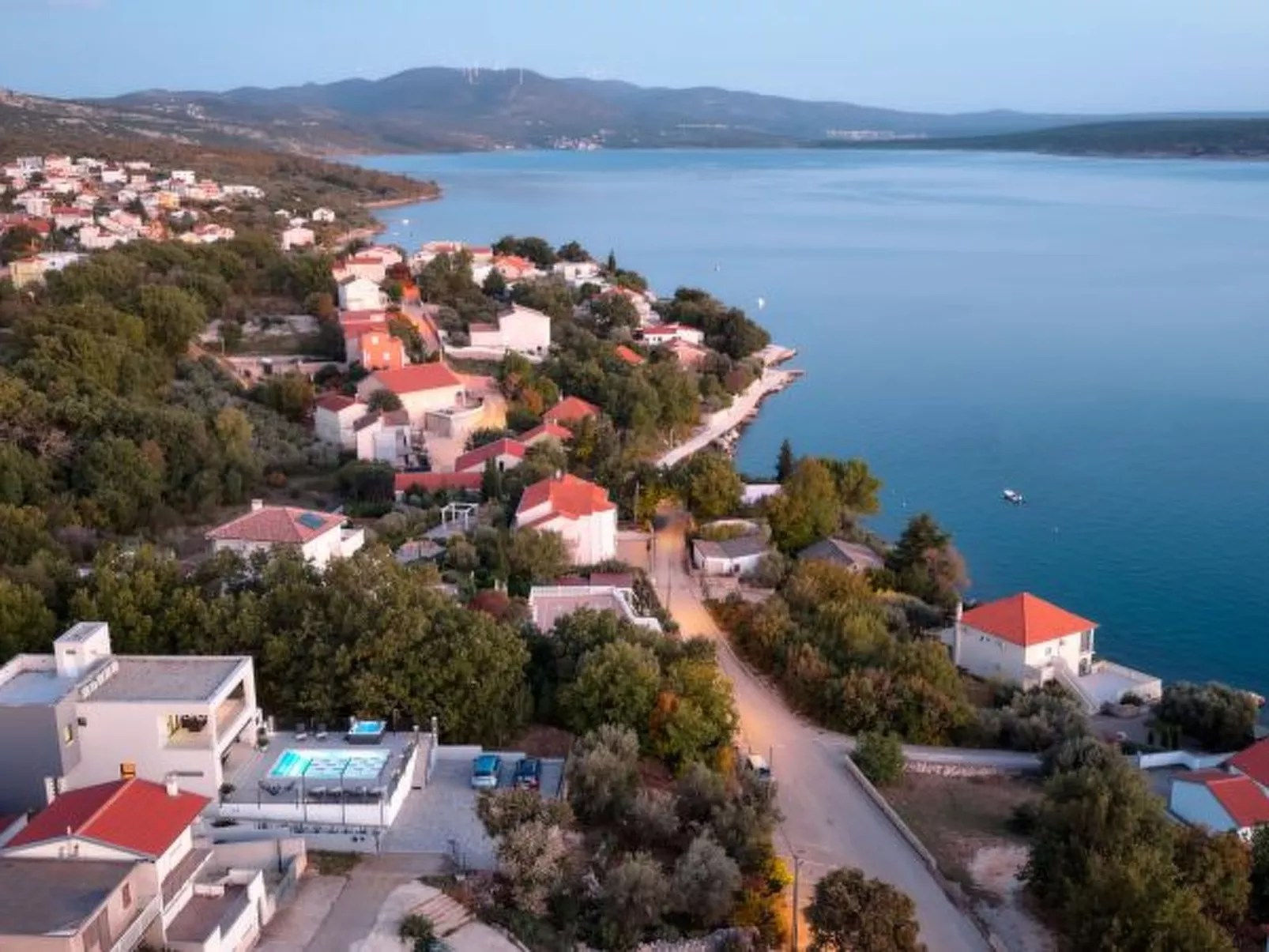 Beautiful Villa Katharina with pool - Buiten