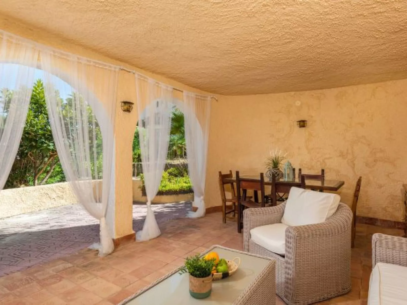 Villa Aloe - Plus - Image-tags.info