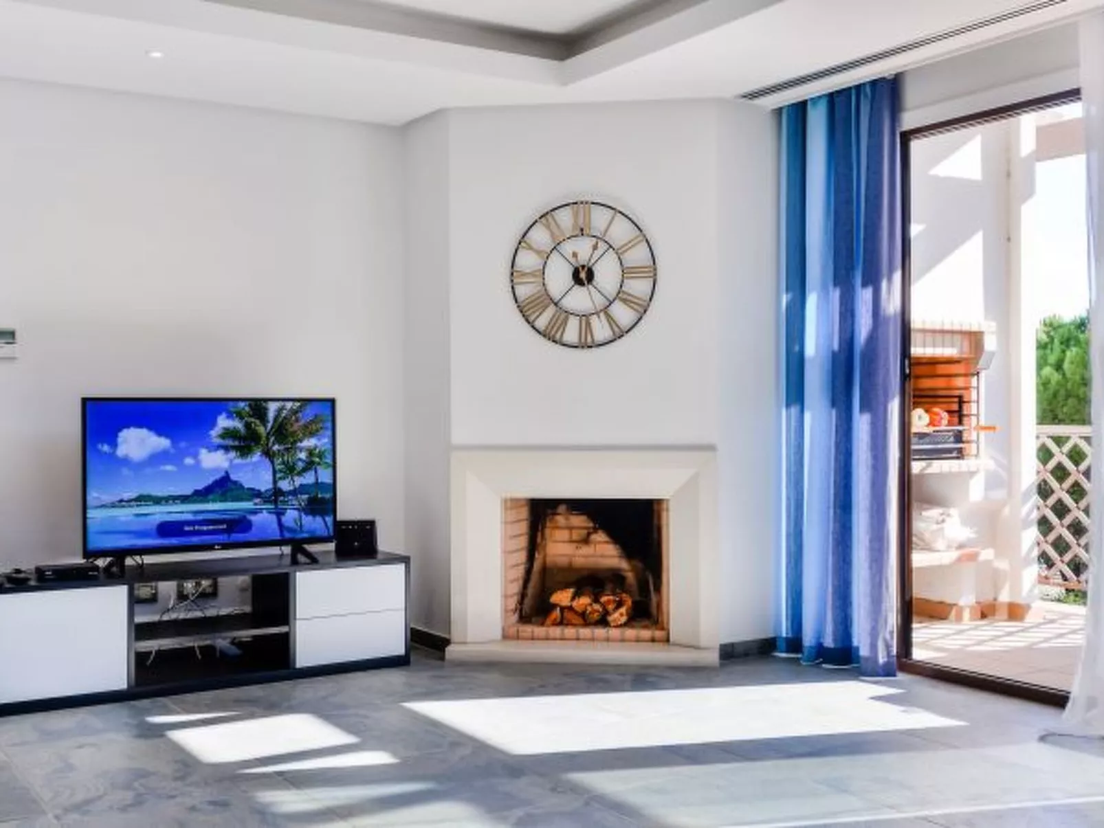 Falesia Beach A - Binnen