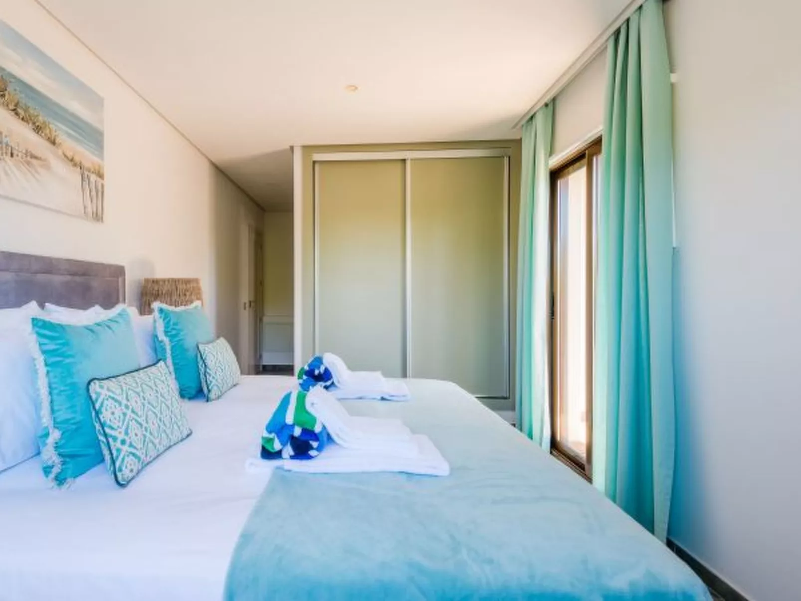 Falesia Beach C at Falesia Beach - Binnen