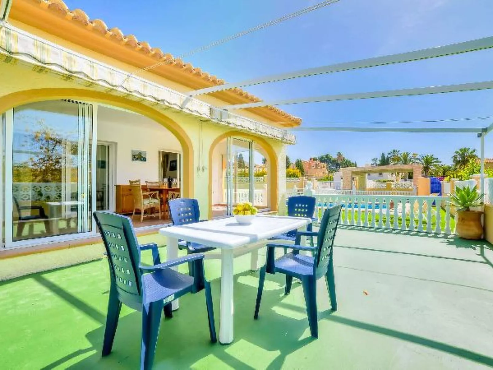 Villa Alaska - PlusHolidays - Image-tags.info