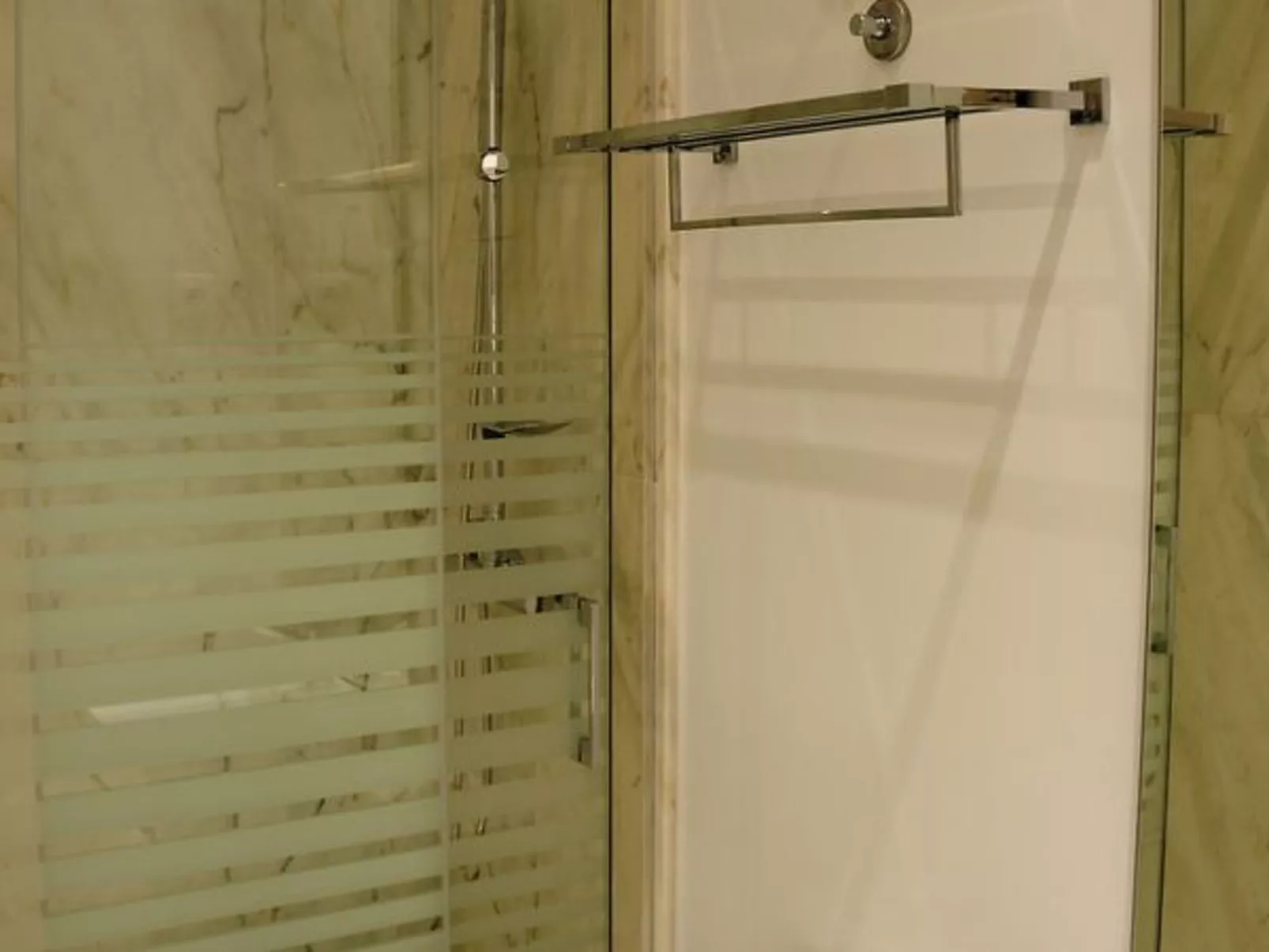 Sado Blue City&River Flats - Portinho - Binnen