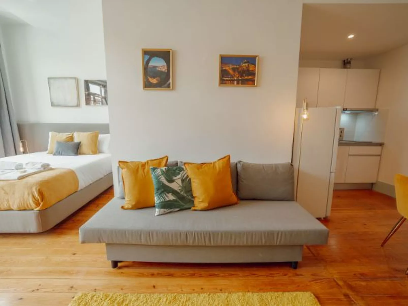 DOWNTOWN SUITE C by VACATIONY - Binnen