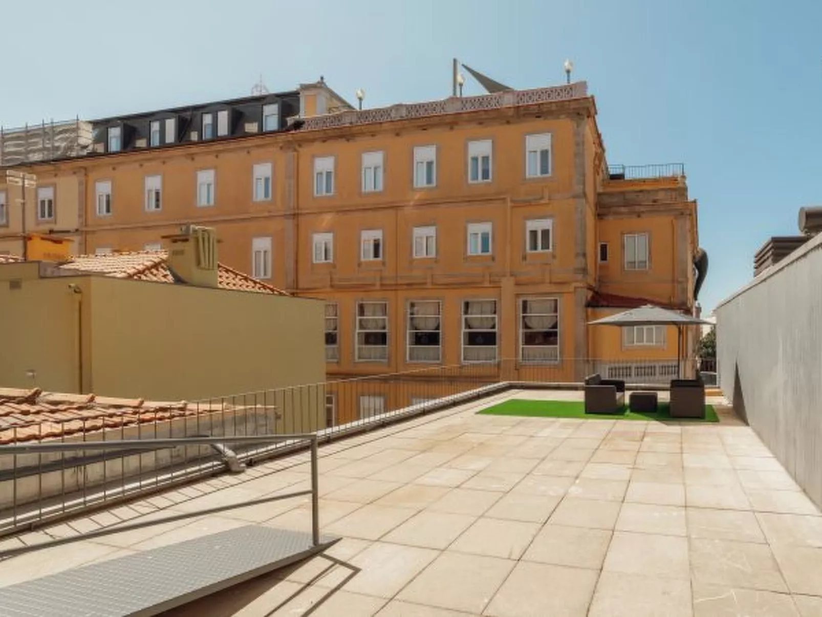 HEART OF PORTO APARTMENT B TERRACE by VACATIONY - Buiten