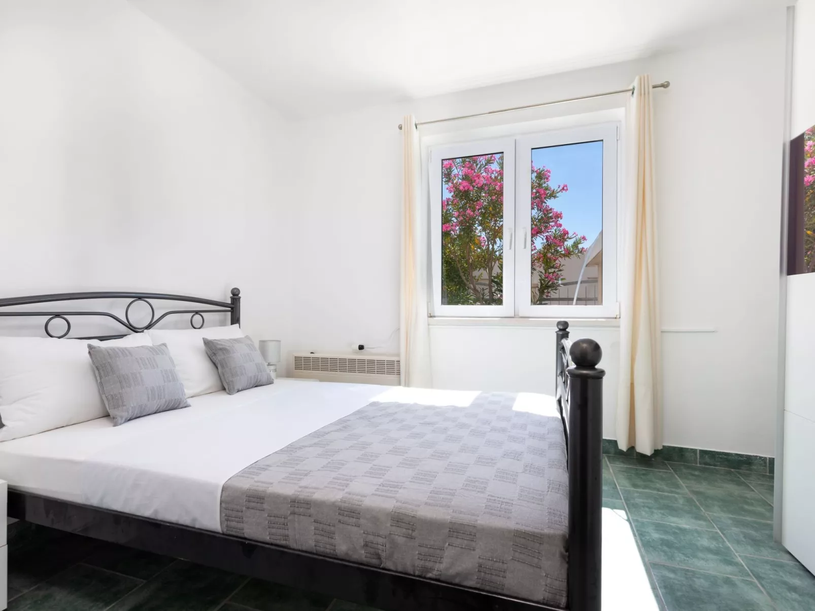 Wohnung "Maya S" mit Terrasse - Binnen