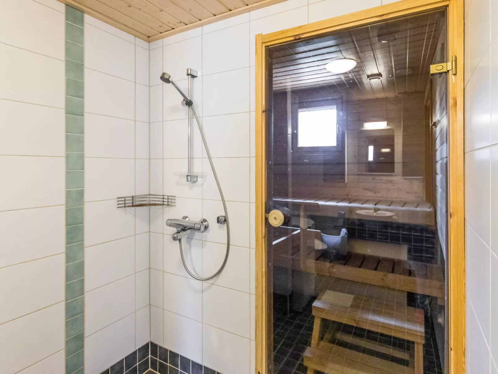 Ylläs eeli c 4 - Binnen