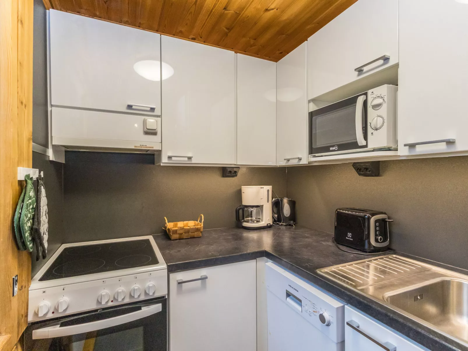 Levin ainola - Binnen