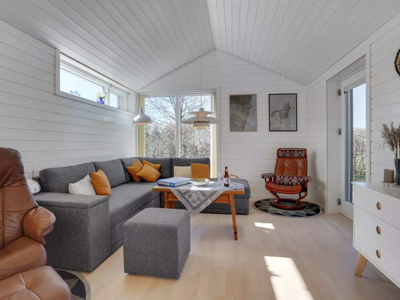 "Fredrikke" - 50m from the sea - Binnen