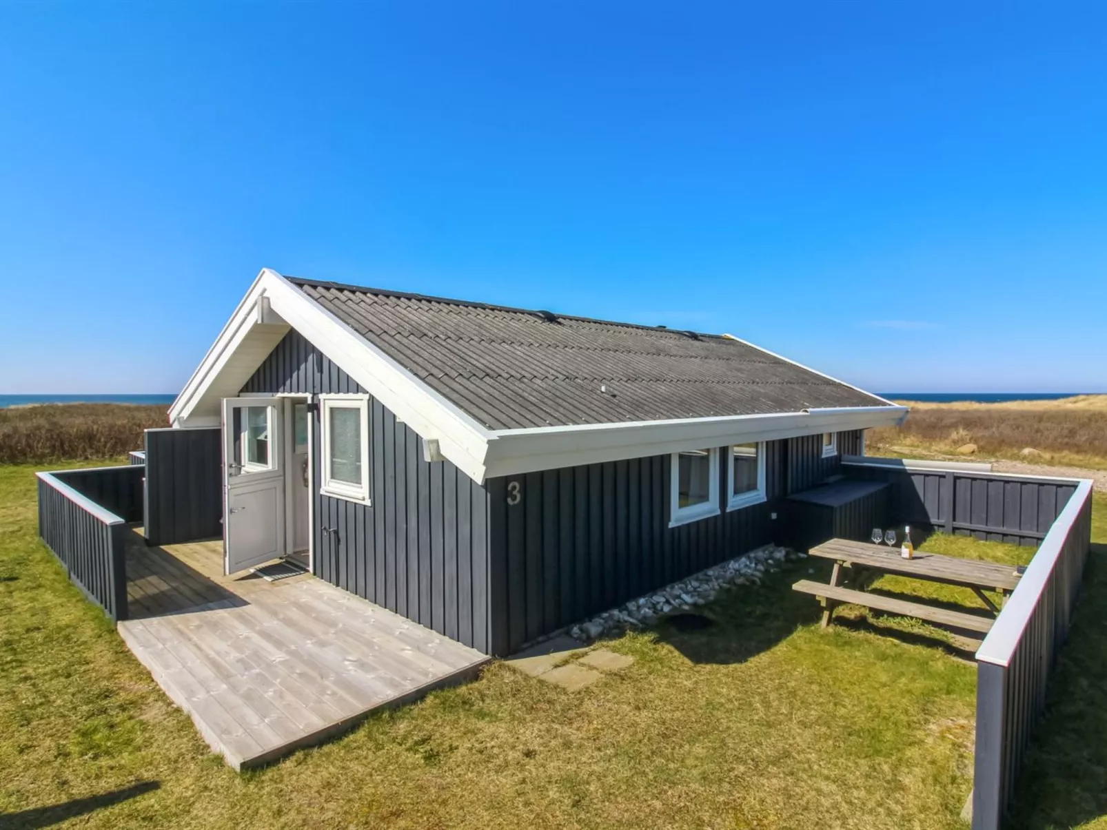 "Minka" - 58m from the sea - Buiten