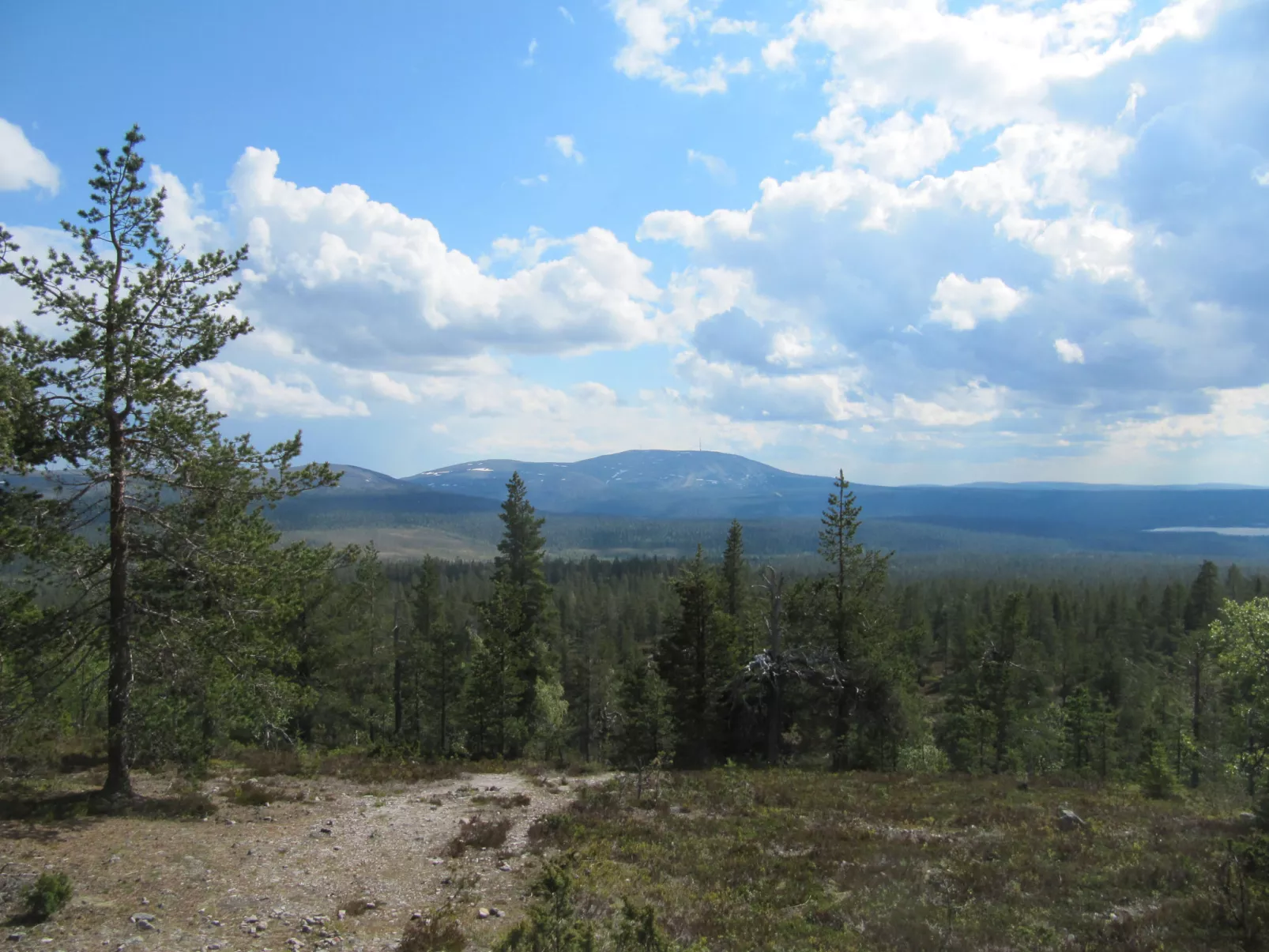 Yllästar 3 as 601 - Binnen