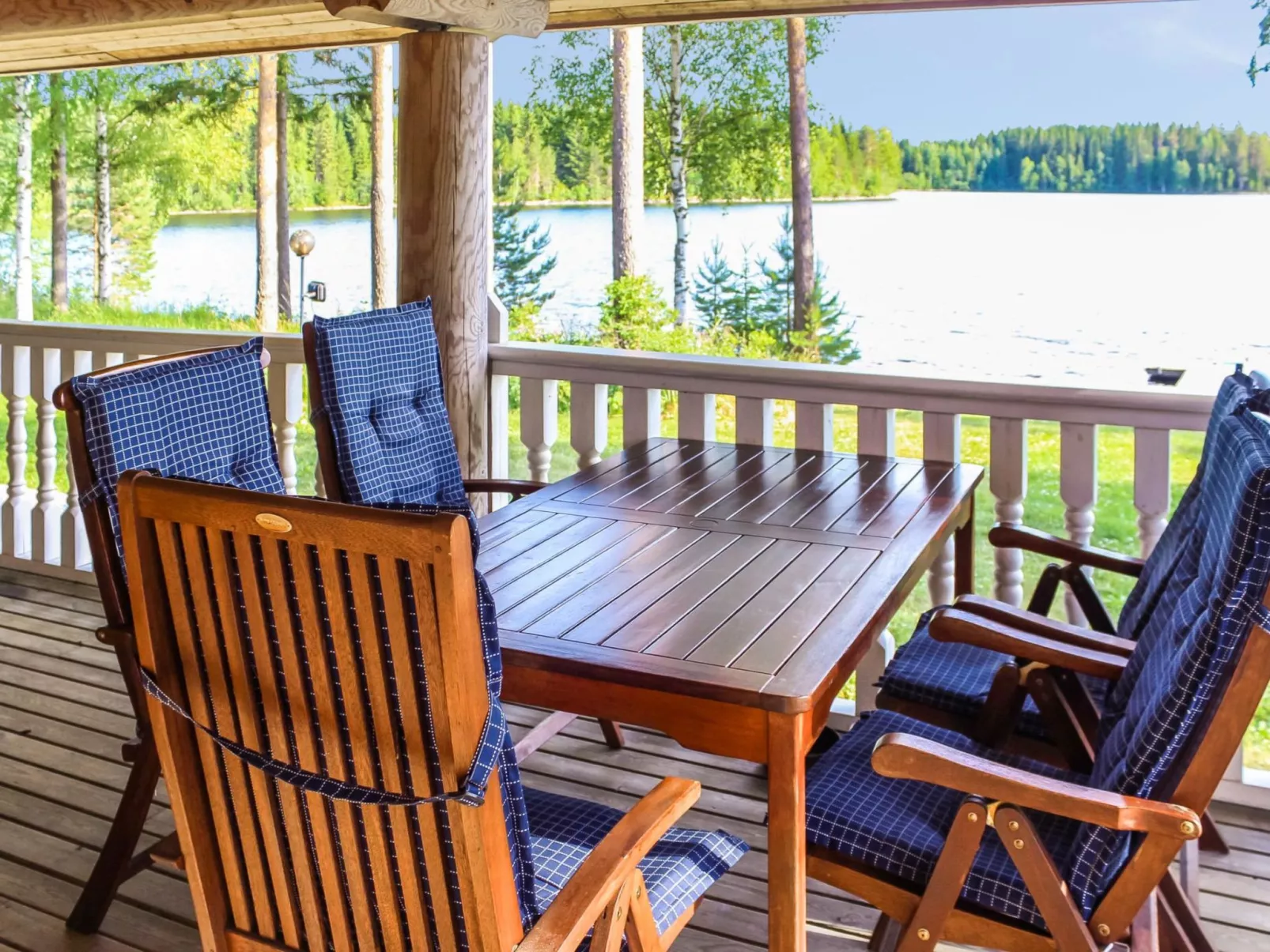 Villa hermanni - Binnen