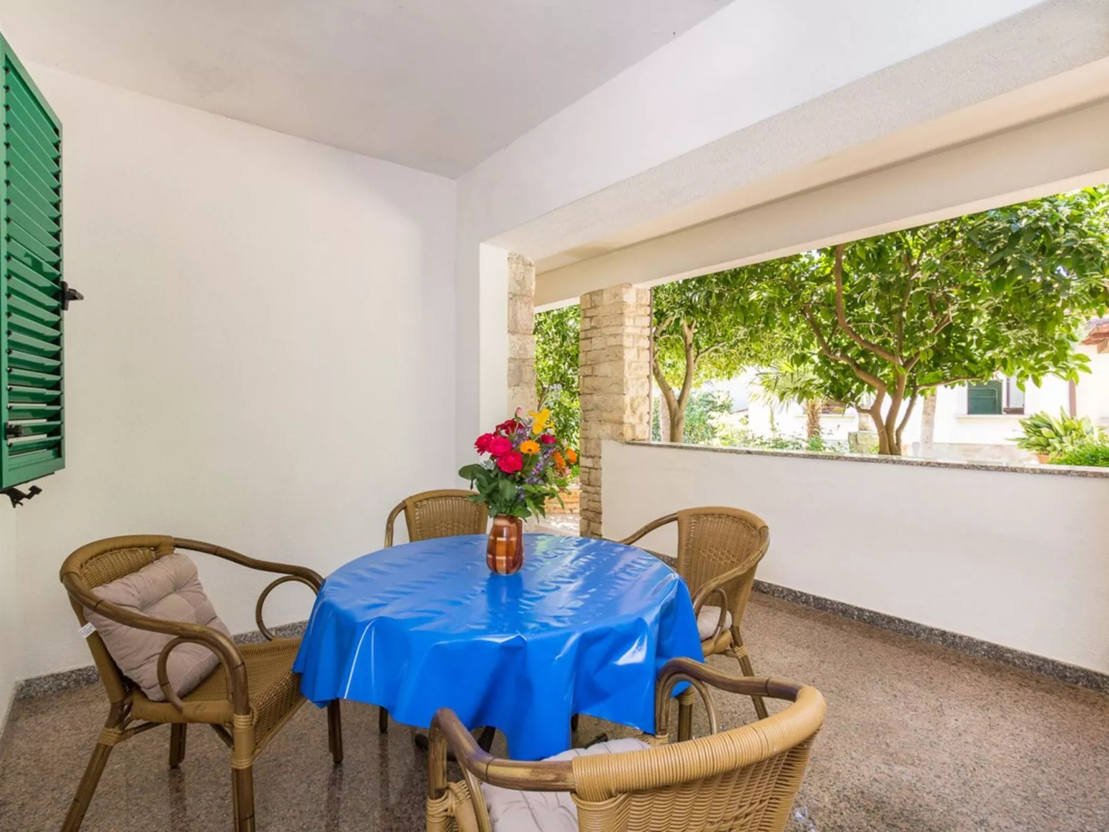 House Vjera - Binnen