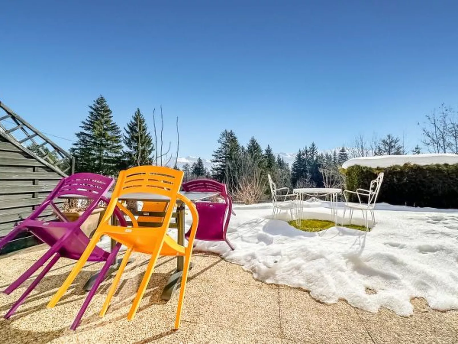 My Cosy Flat in the Mountains - Buiten