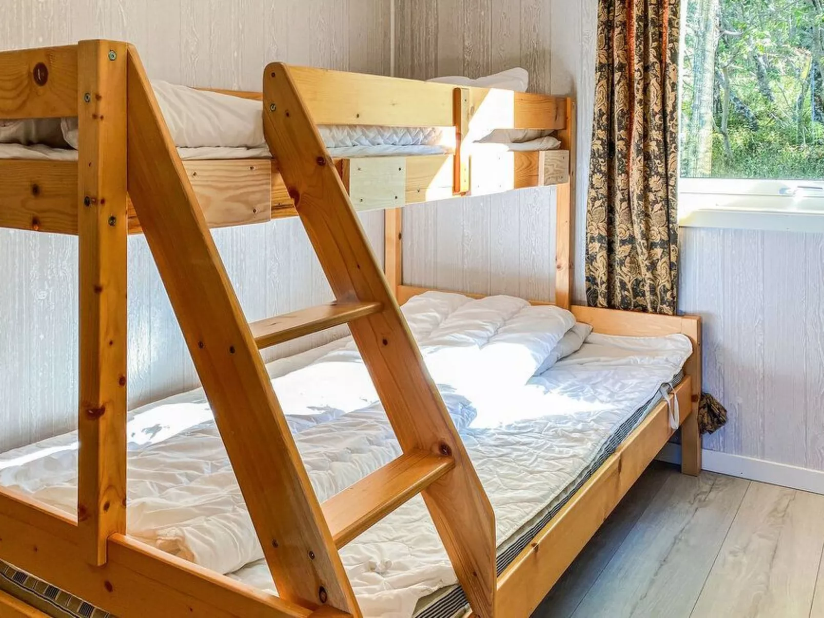 Tingvoll Blockhaus - Binnen