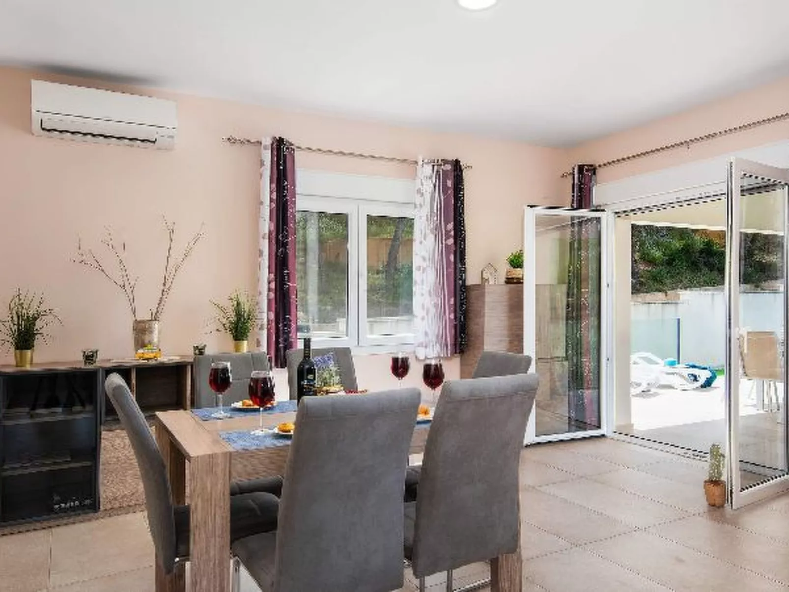 Villa Kobe - PlusHolidays - Image-tags.info