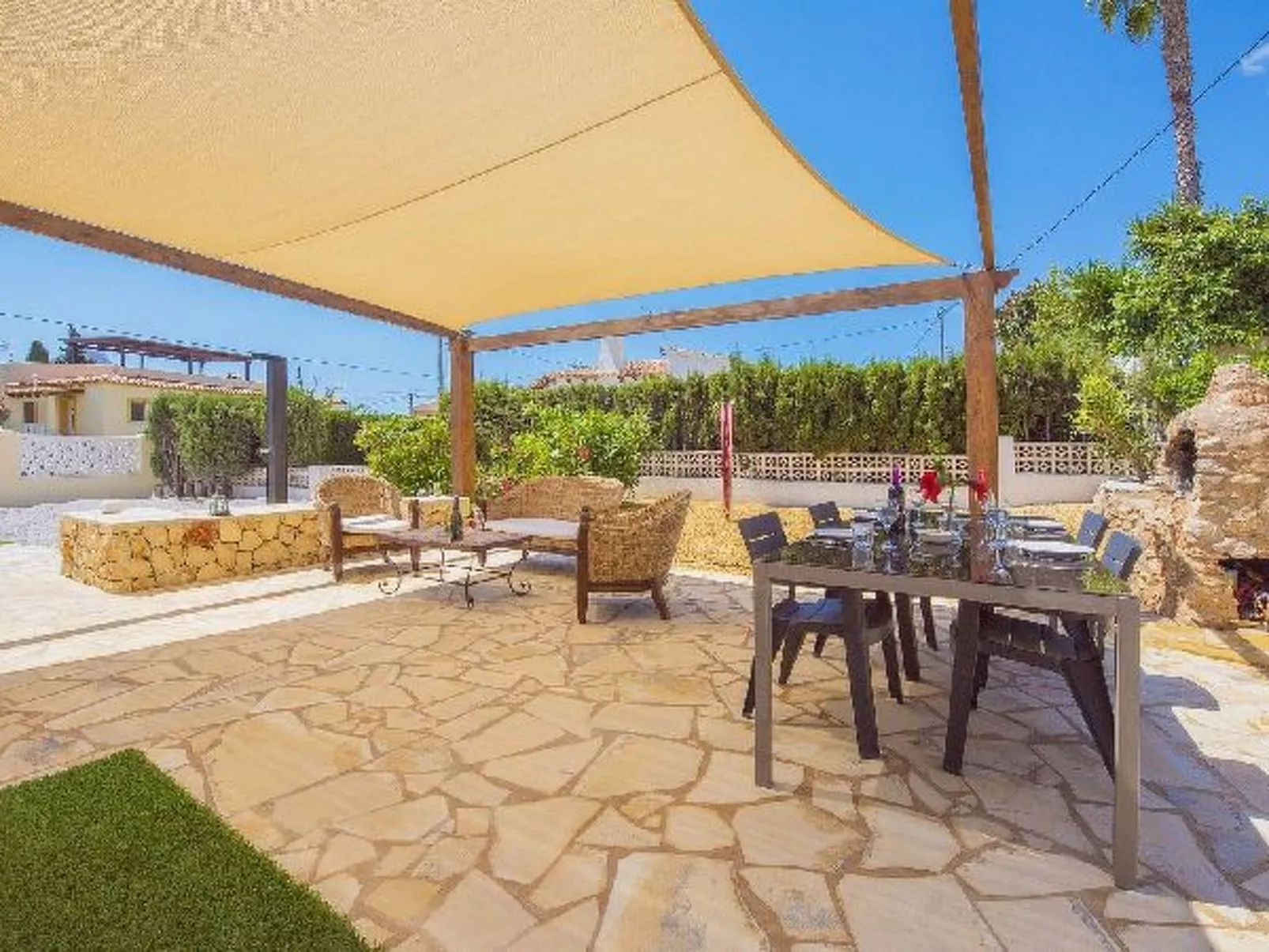 Villa Neus - PlusHolidays - Image-tags.info