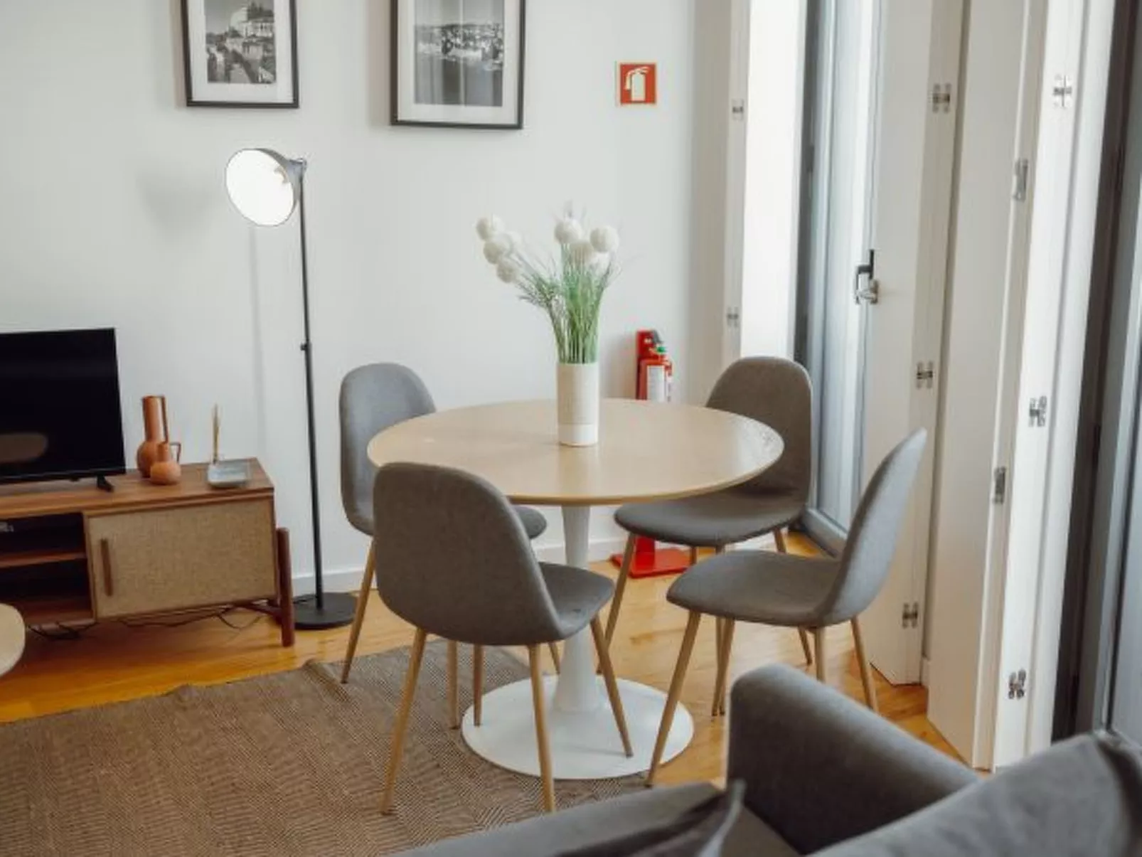 COURTYARD OPORTO DESIGN APARTMENT F - Binnen