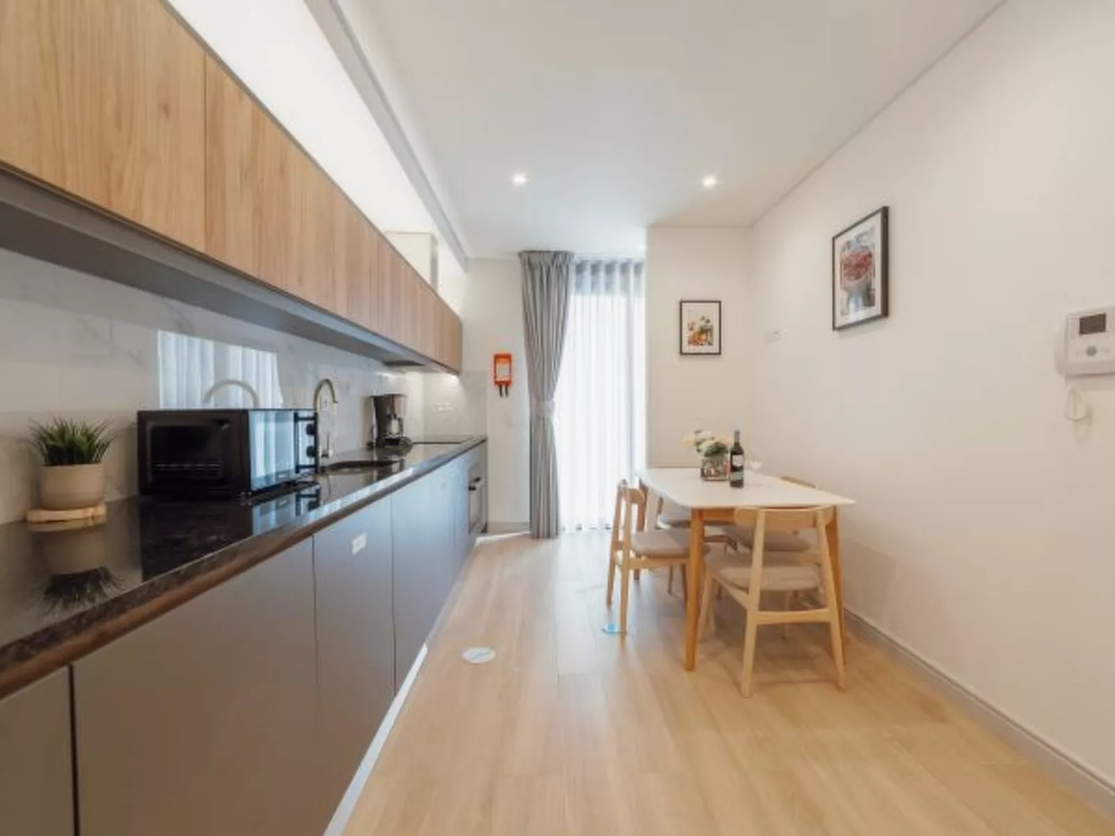 HEART OF PORTO APARTMENT G by VACATIONY - Binnen