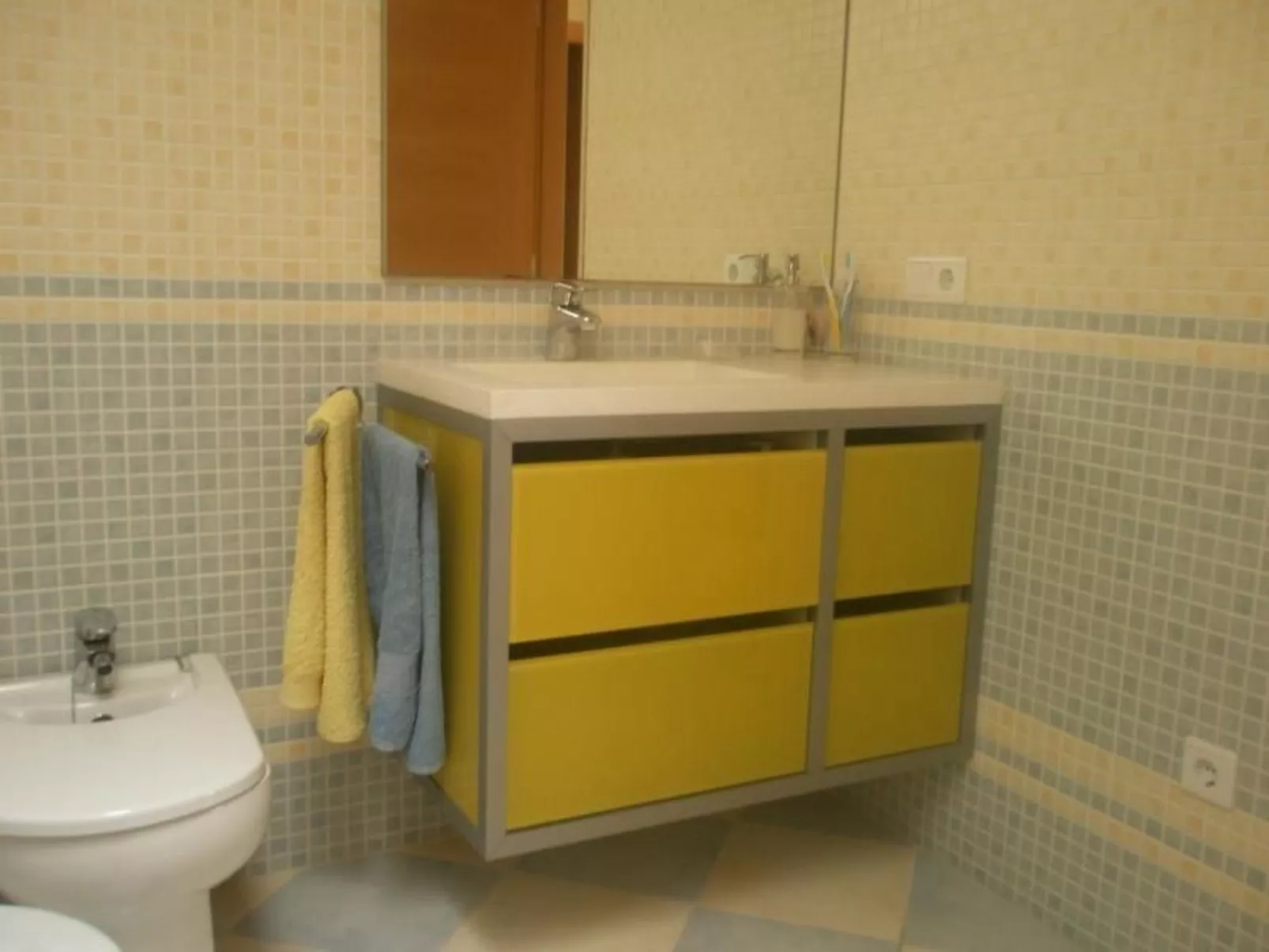 "Fantastica casa" mit Terrasse - Image-tags.info