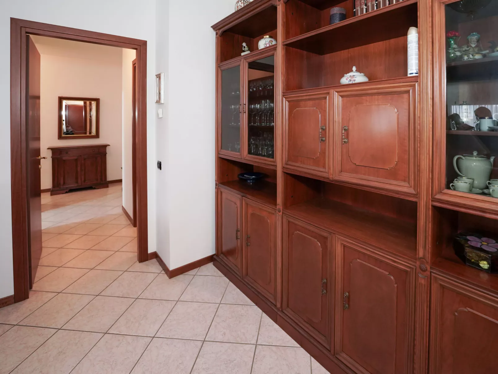 Grandmother's house - Binnen