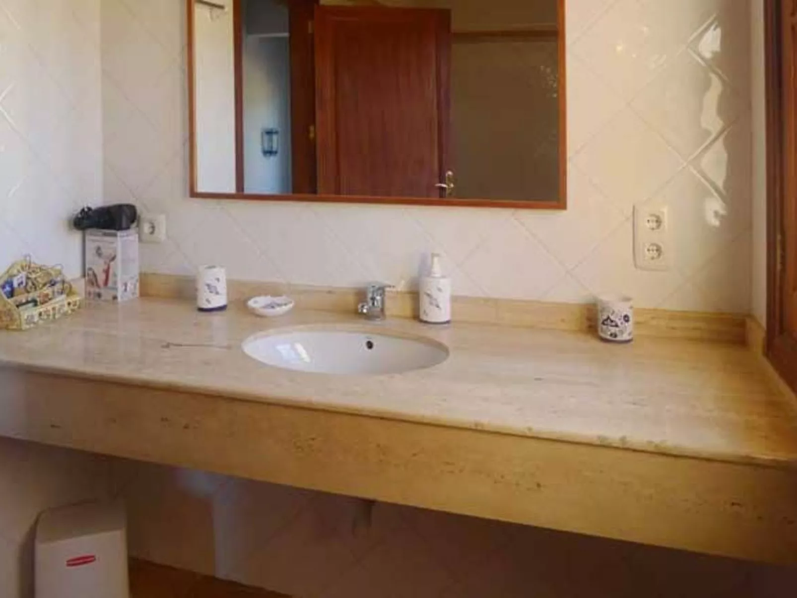 Finca 'Es Claper' mit privatem Fischteich - Binnen