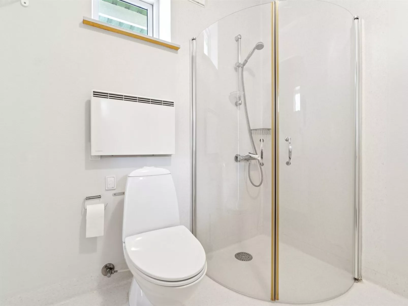 "Kamile" - 400m from the sea - Binnen