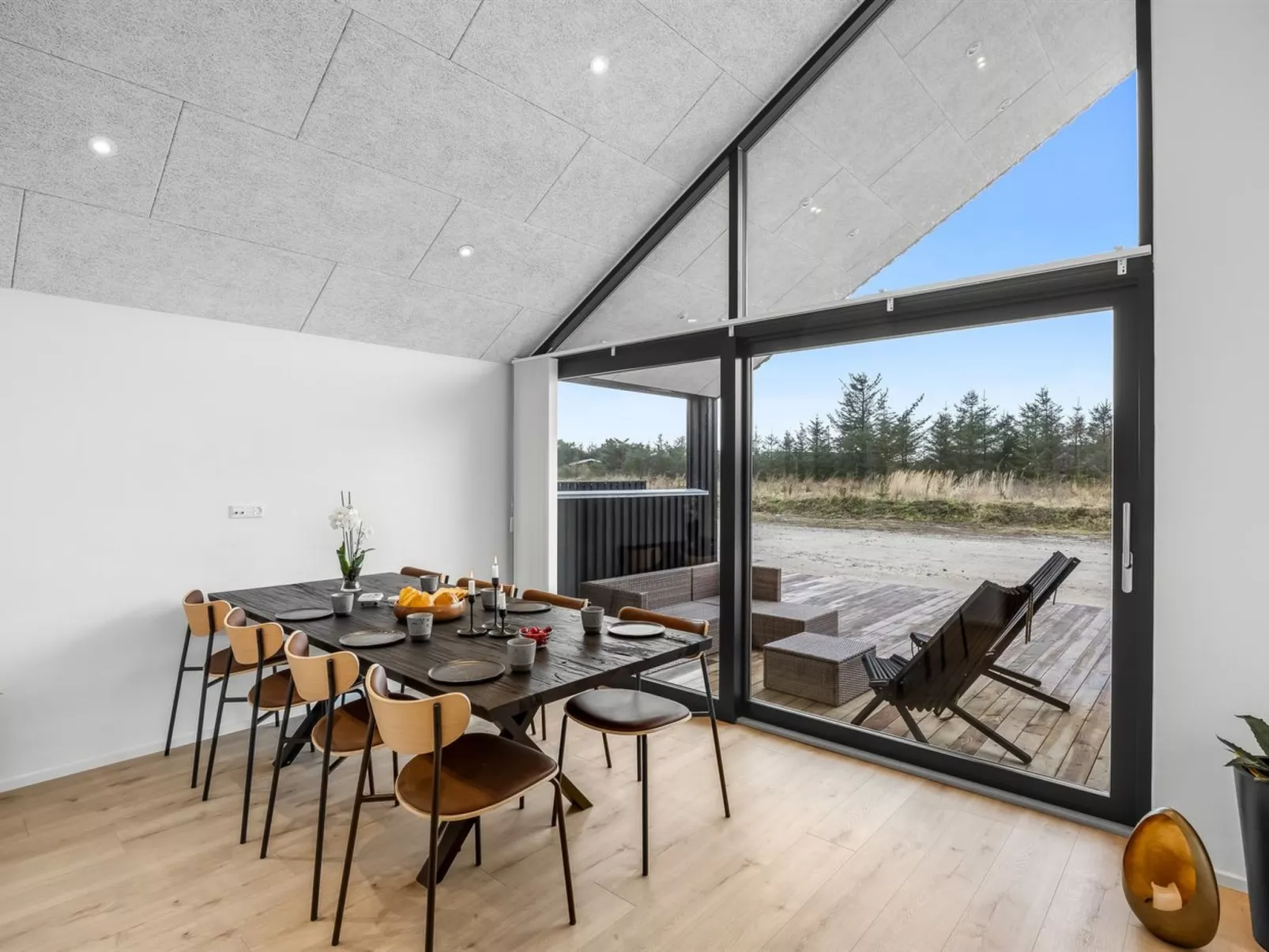 "Damiana" - 1.1km from the sea - Binnen