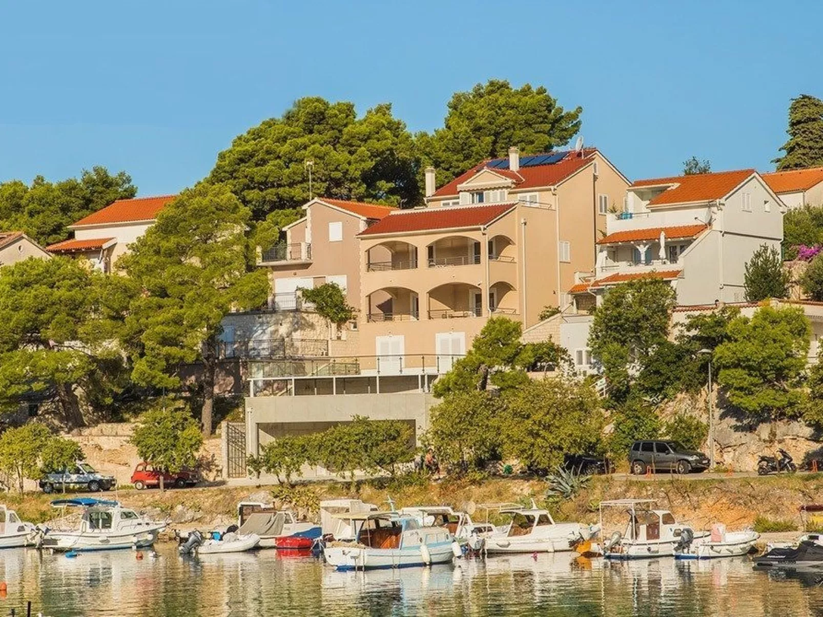 Studio-Apartment direkt am Meer - Buiten