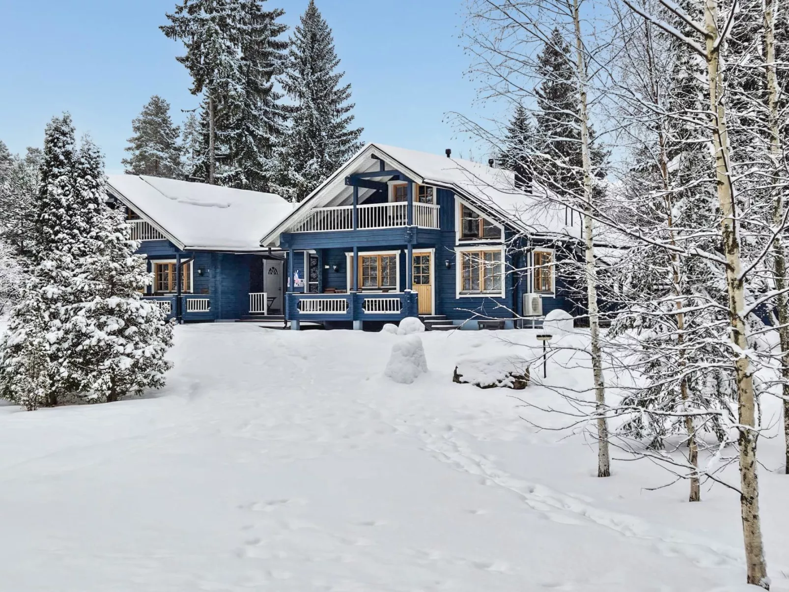 Annabella b - Binnen