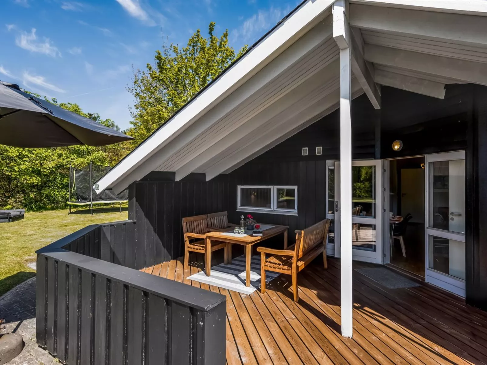 "Kuisma" - 11km from the sea - Buiten