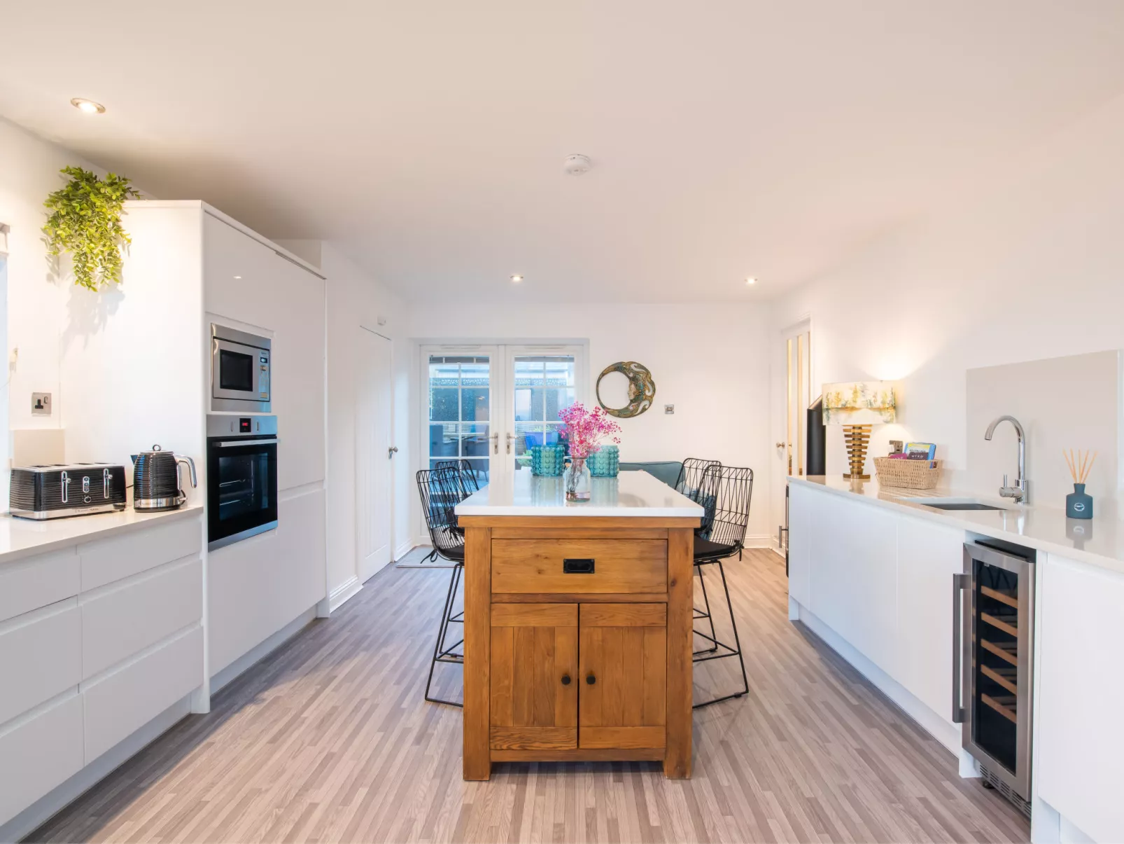 Waters Edge - Binnen