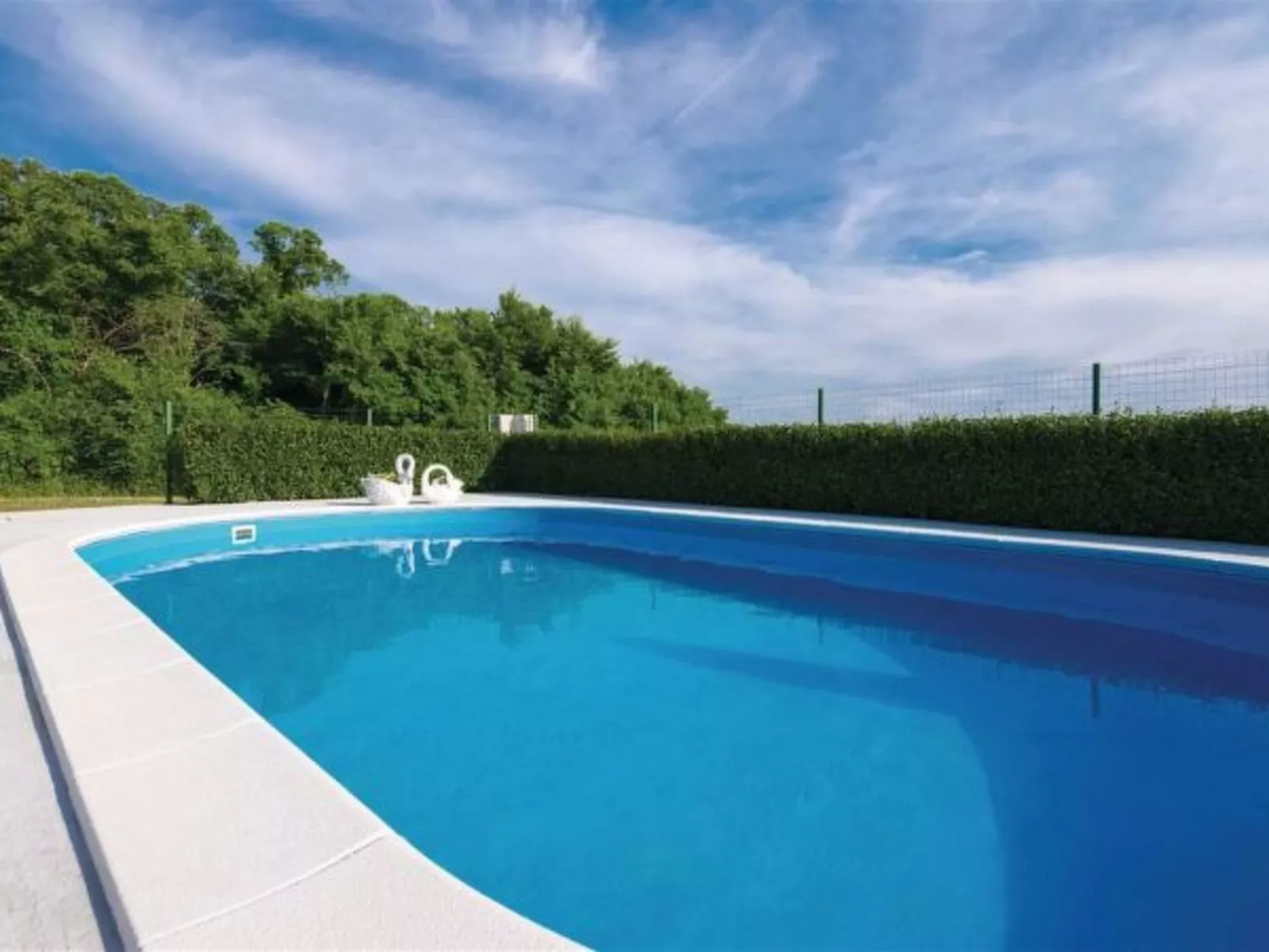 Holiday house Flora with pool - Image-tags.info