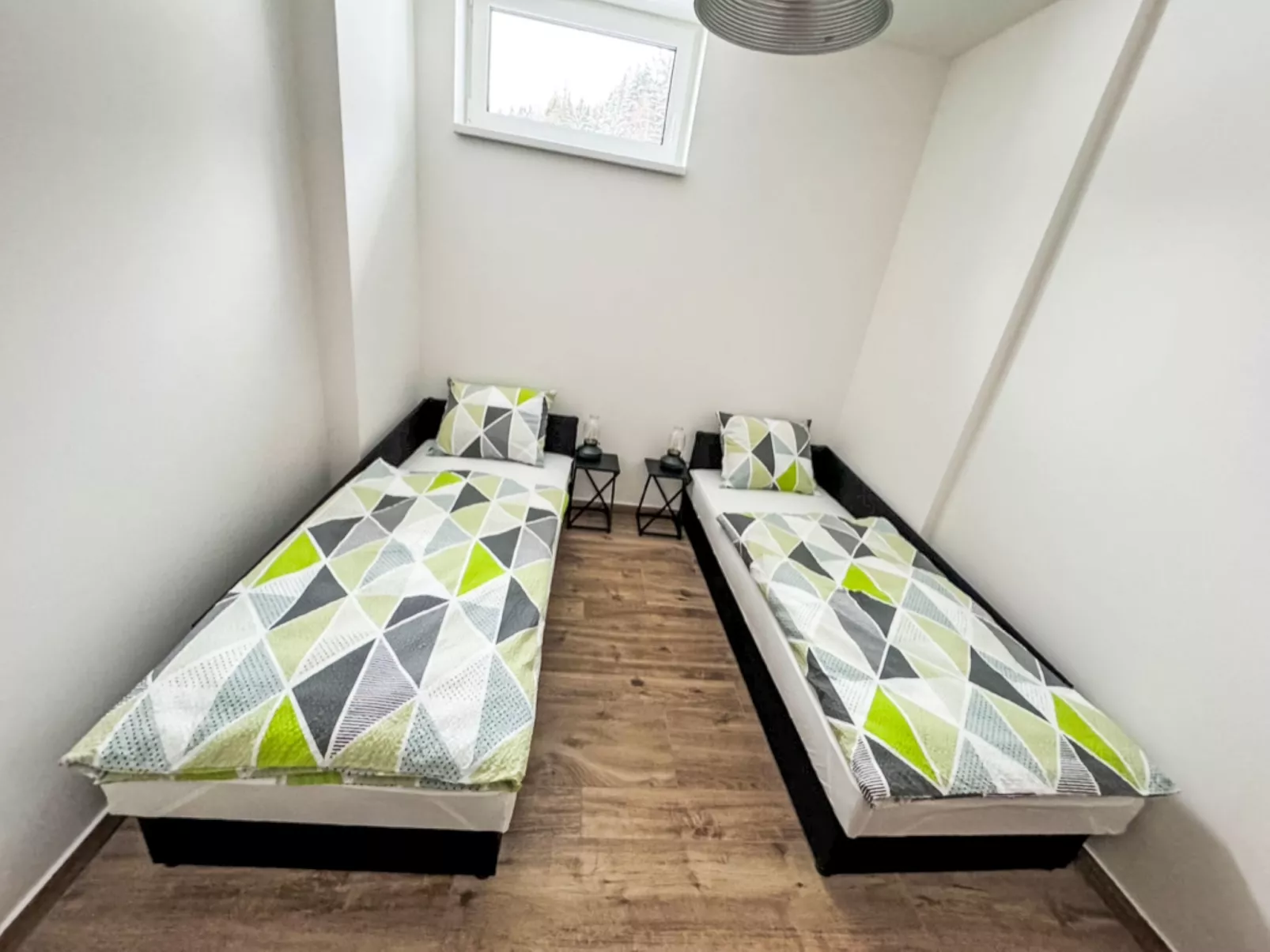 Ground Oasis with Terrace - Binnen