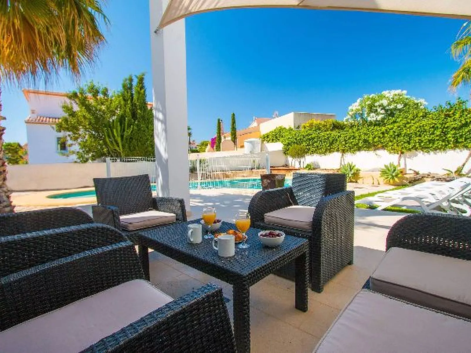 Villa Athos - PlusHolidays - Image-tags.info