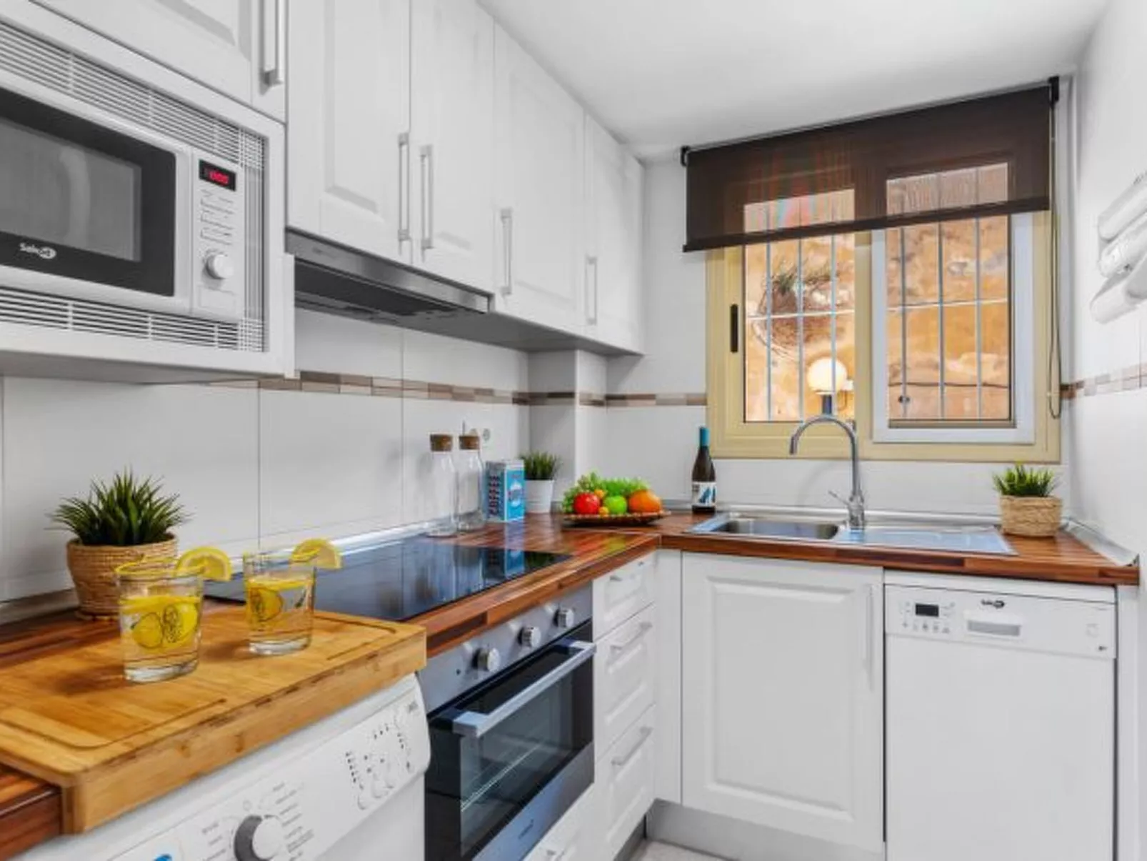 Apartamento Zeus 6 - PlusHolidays - Image-tags.info