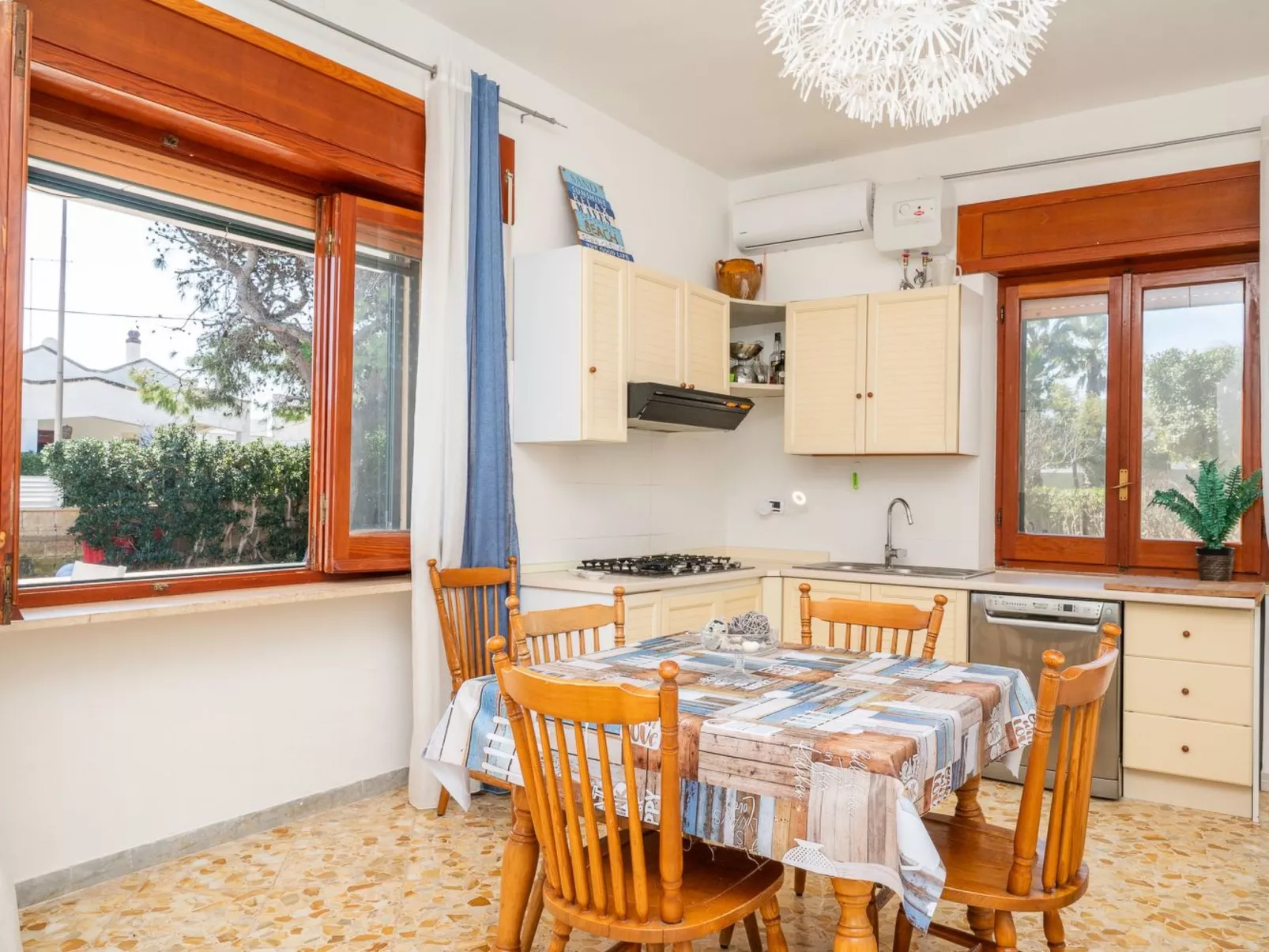 Villetta Pina 50 m vom Sandstrand und Parkplatz entfernt - Image-tags.info