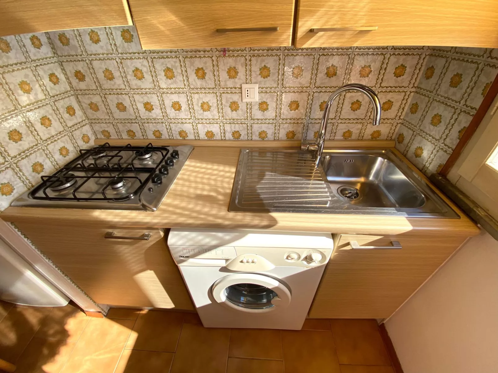 In Lido Delle Nazioni mit Kleinem Balkon - Binnen