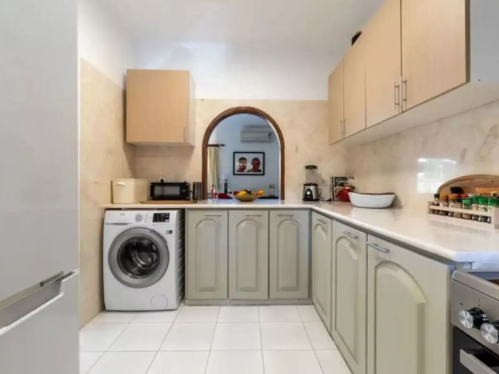 CARVOEIRO POOL HOUSE by VACATIONY - Binnen