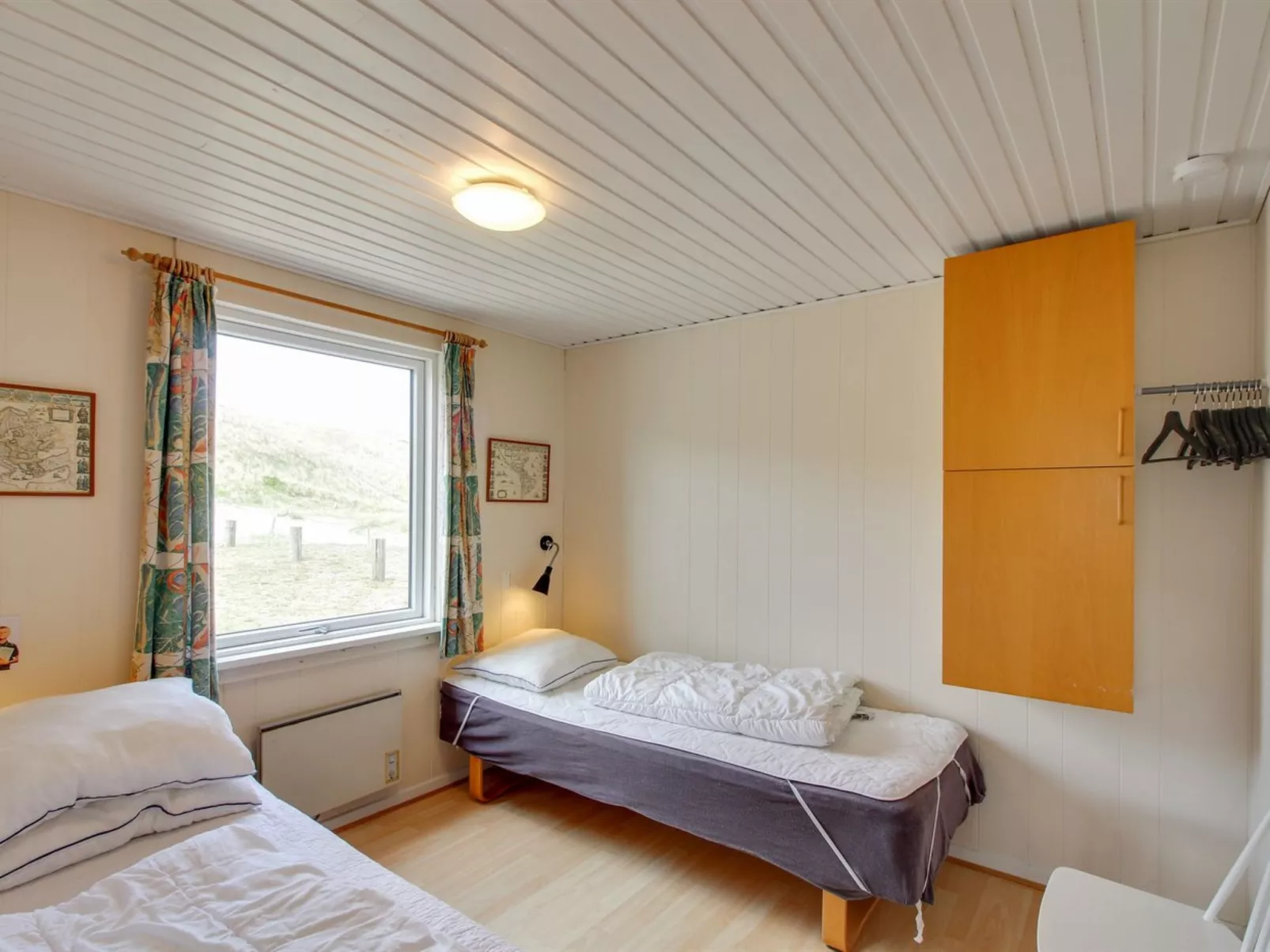 "Monna" -  from the sea - Binnen