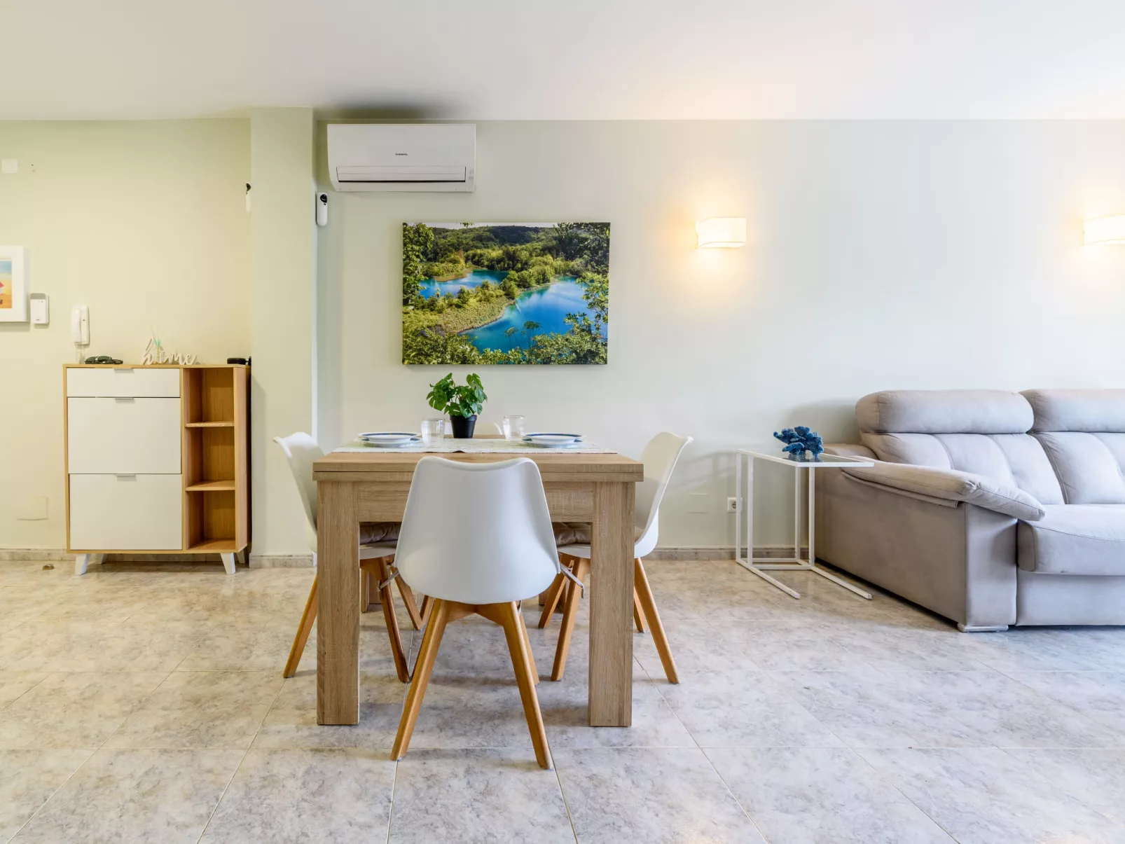 Village Park - Binnen