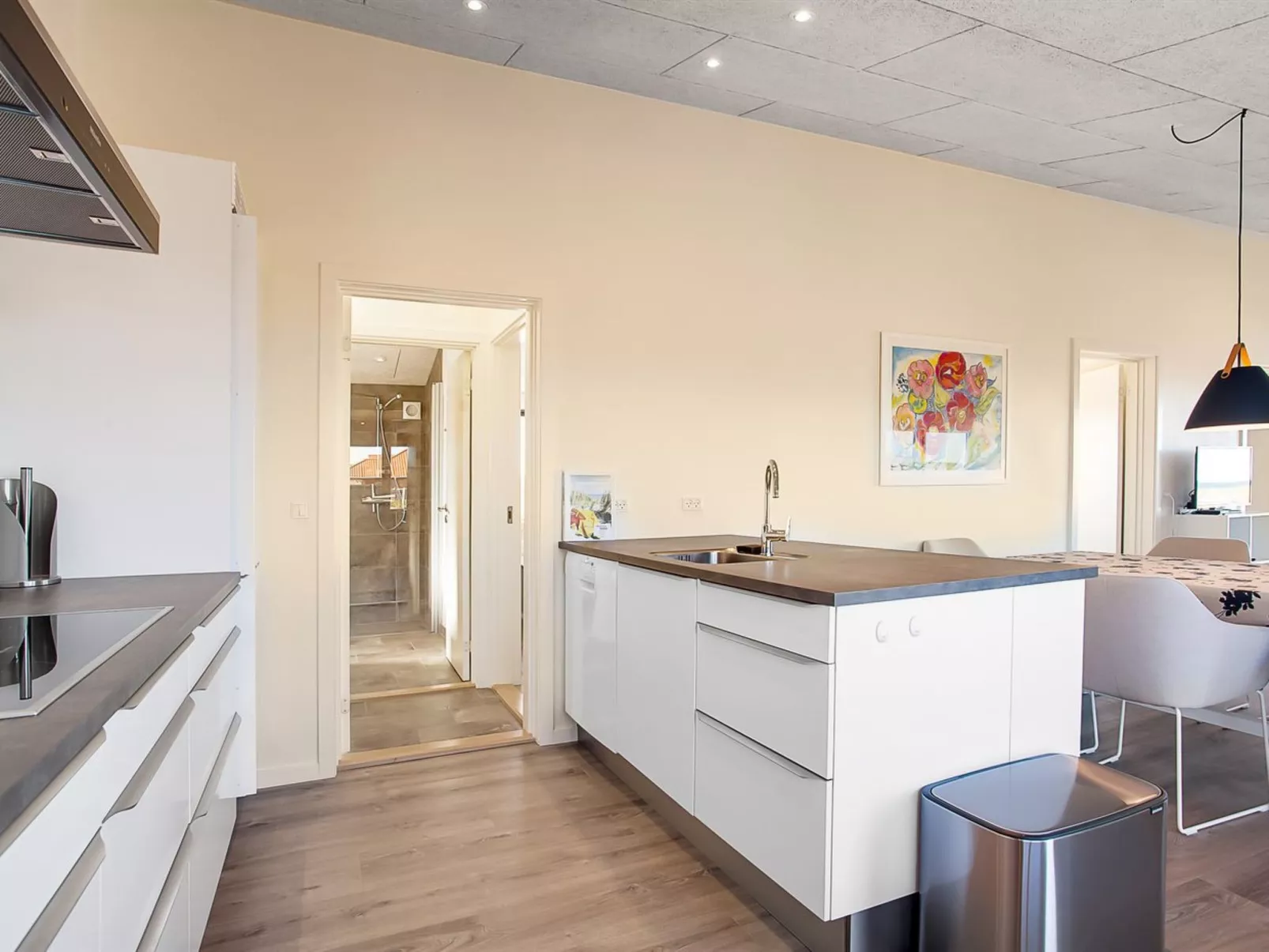 "Edy" - 75m from the sea - Binnen