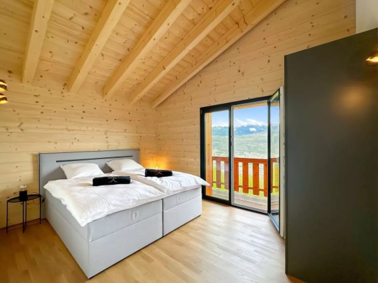 My Mountain Paradise in the Swiss Alps - Binnen